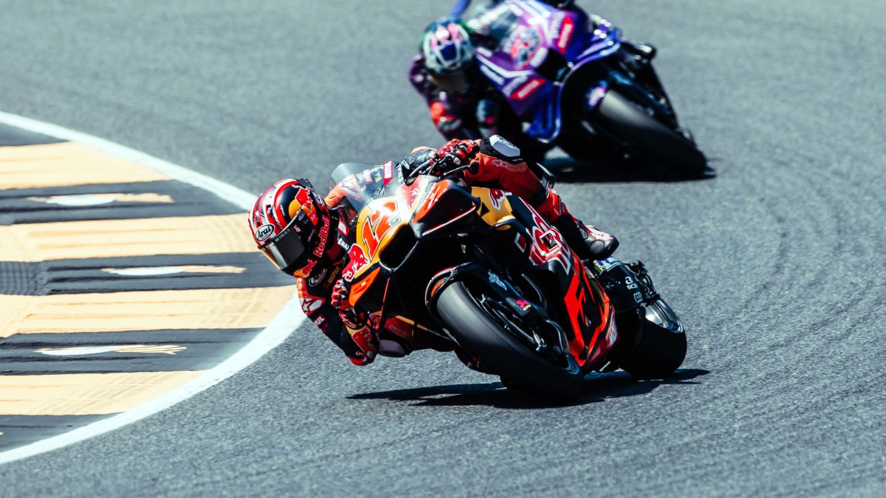 VIÑALES CONTINUES BUILDING STRENGTH IN HECTIC MUGELLO SPRINT 